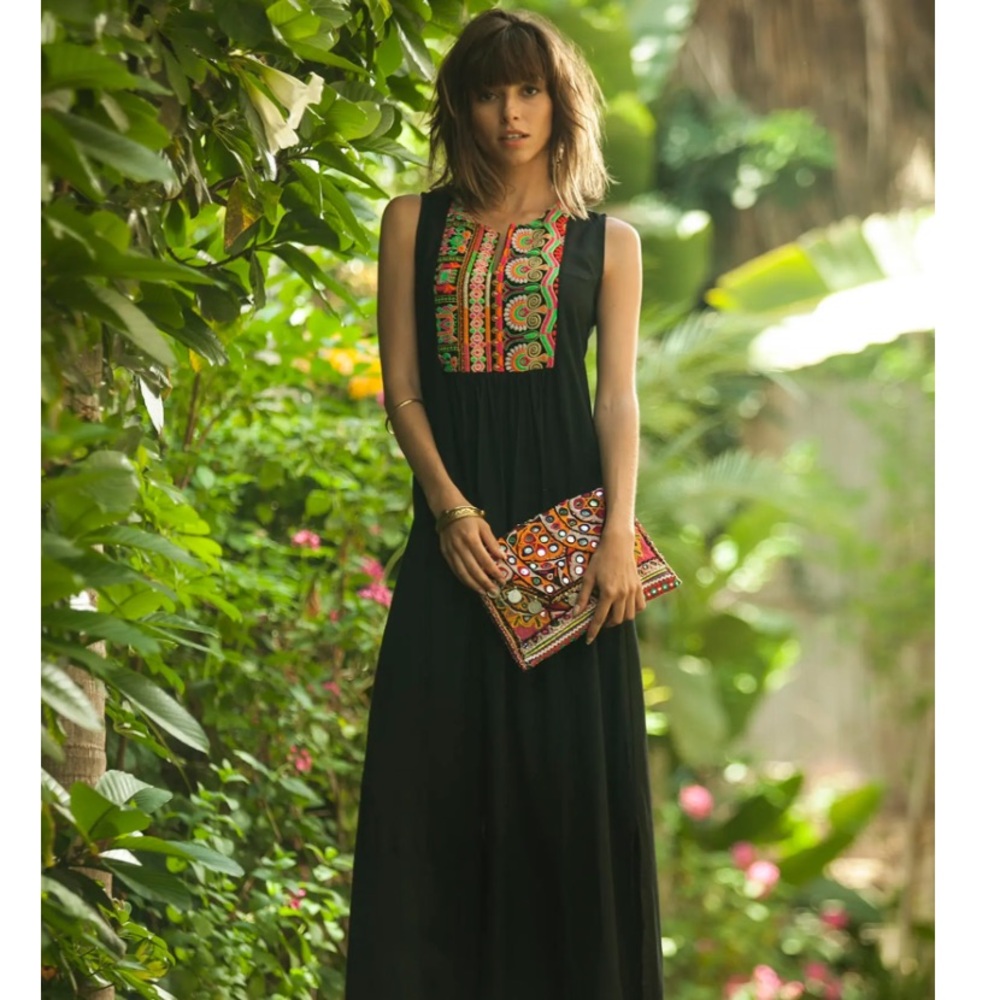 L Love Black and Pink Sleeveless V-Neck Maxi Sundress